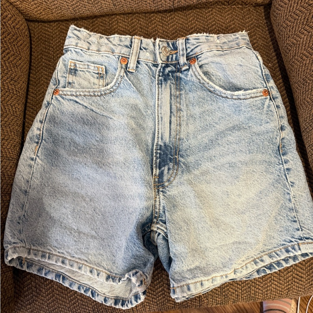 Zara Light Blue Denim Jeans